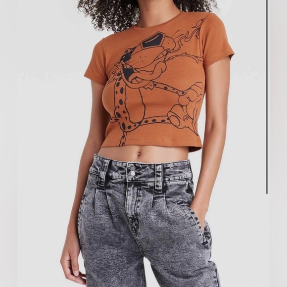 Cheetos Tops - Cheetos Rusty Brown Chester Cheetah Short Sleeve Crop T-Shirt Women’s Size Small